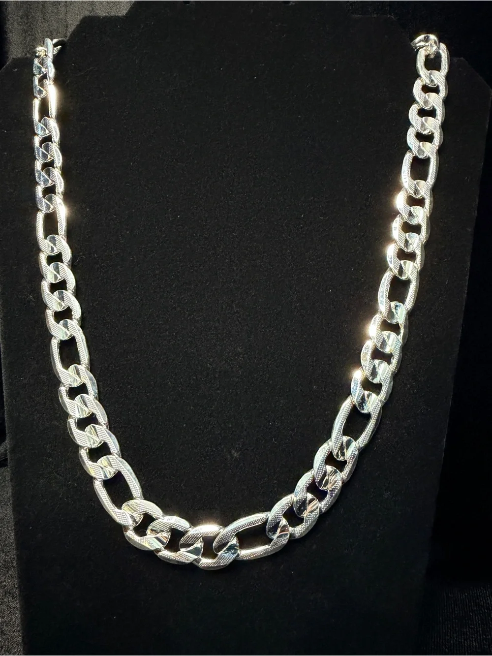 Figaro Diamond Cut 24in 12.7MM 925 Stamped silver filled necklace 94g.
